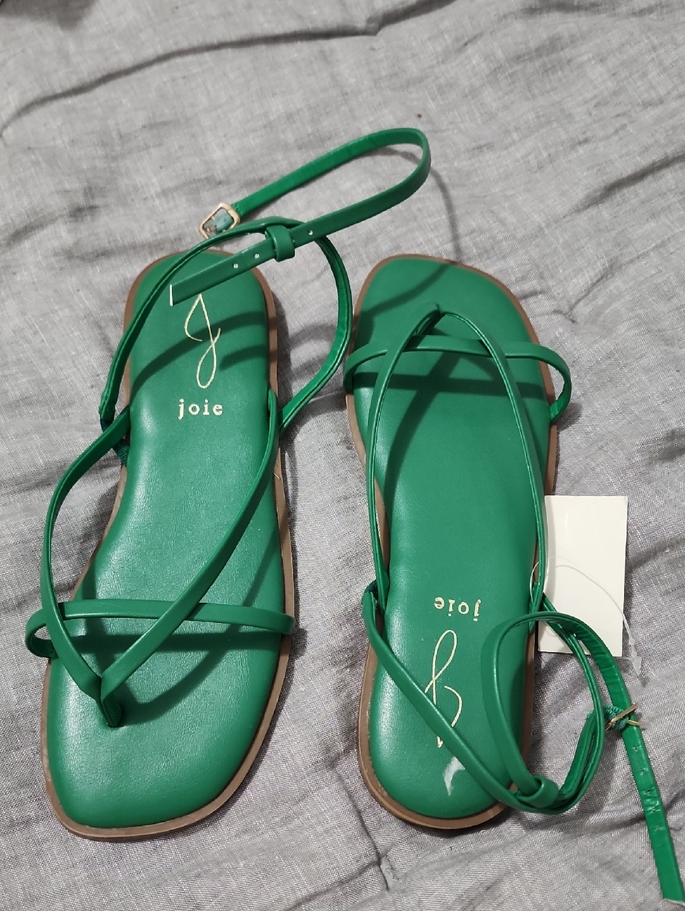 NWT Kelly Green Flats by Joie